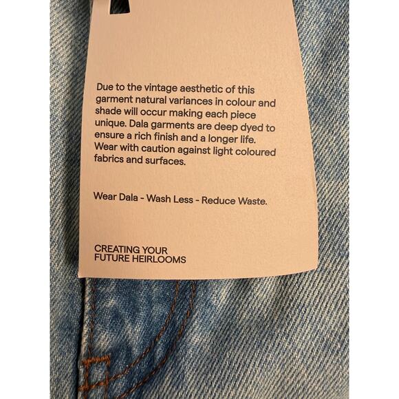 DALA Lido Flat Seam Denim Barrel Jeans Women's 30 Light Wash Raw Hem Zip Fly - Picture 5 of 11